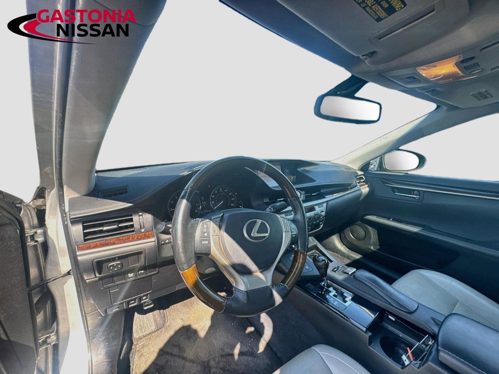 Used 2013 Lexus ES 350 w/ Luxury Pkg FWD image 26
