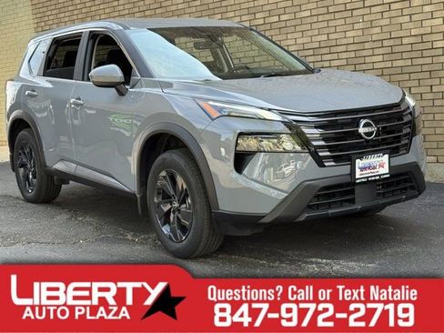 Used 2026 Nissan Rogue SV w/ Cold Weather Package AWD/4WD image 1