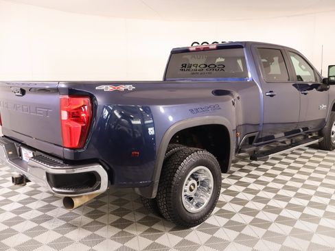 Used 2022 Chevrolet Silverado 3500 LT w/ Texas Edition AWD/4WD image 20