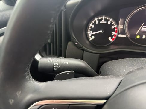 Used 2025 MAZDA CX-50 Meridian Edition w/ Weather Package image 15