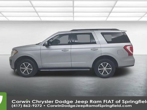 Used 2021 Ford Expedition XLT image 10