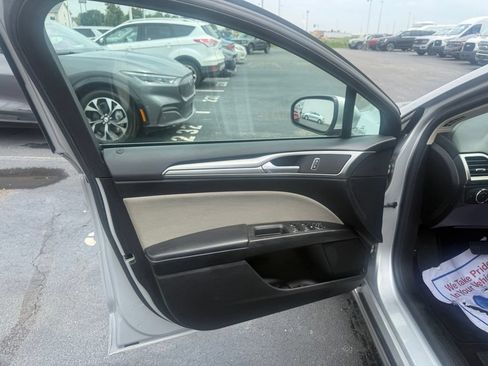 Used 2019 Ford Fusion S FWD image 15