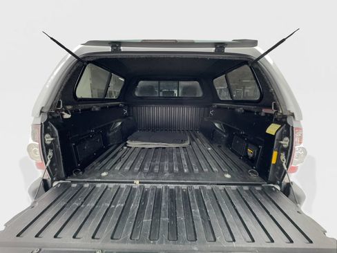 Used 2013 Toyota Tacoma PreRunner w/ TRD Off-Road Pkg RWD image 16