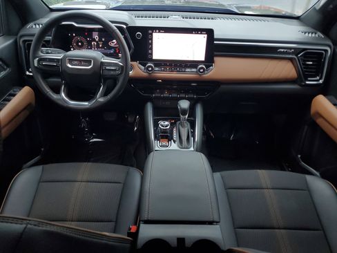 Used 2024 GMC Canyon AT4 w/ LPO, Off Road Lift Package image 15