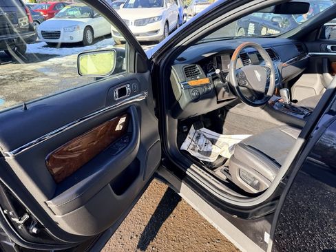 Used 2016 Lincoln MKS AWD w/ Equipment Group 201A image 13