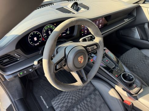 Certified 2026 Porsche 911 Carrera GTS image 4