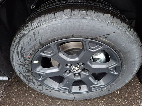 New 2026 Toyota Sienna XLE Woodland Edition image 5