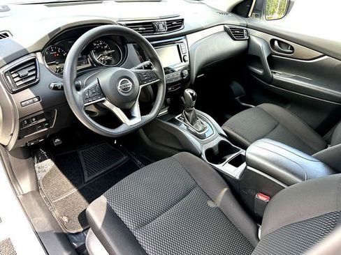 Used 2021 Nissan Rogue Sport S FWD image 11