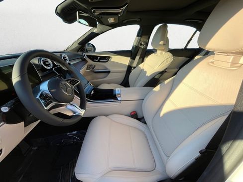 Certified 2025 Mercedes-Benz C 300 Sedan image 10