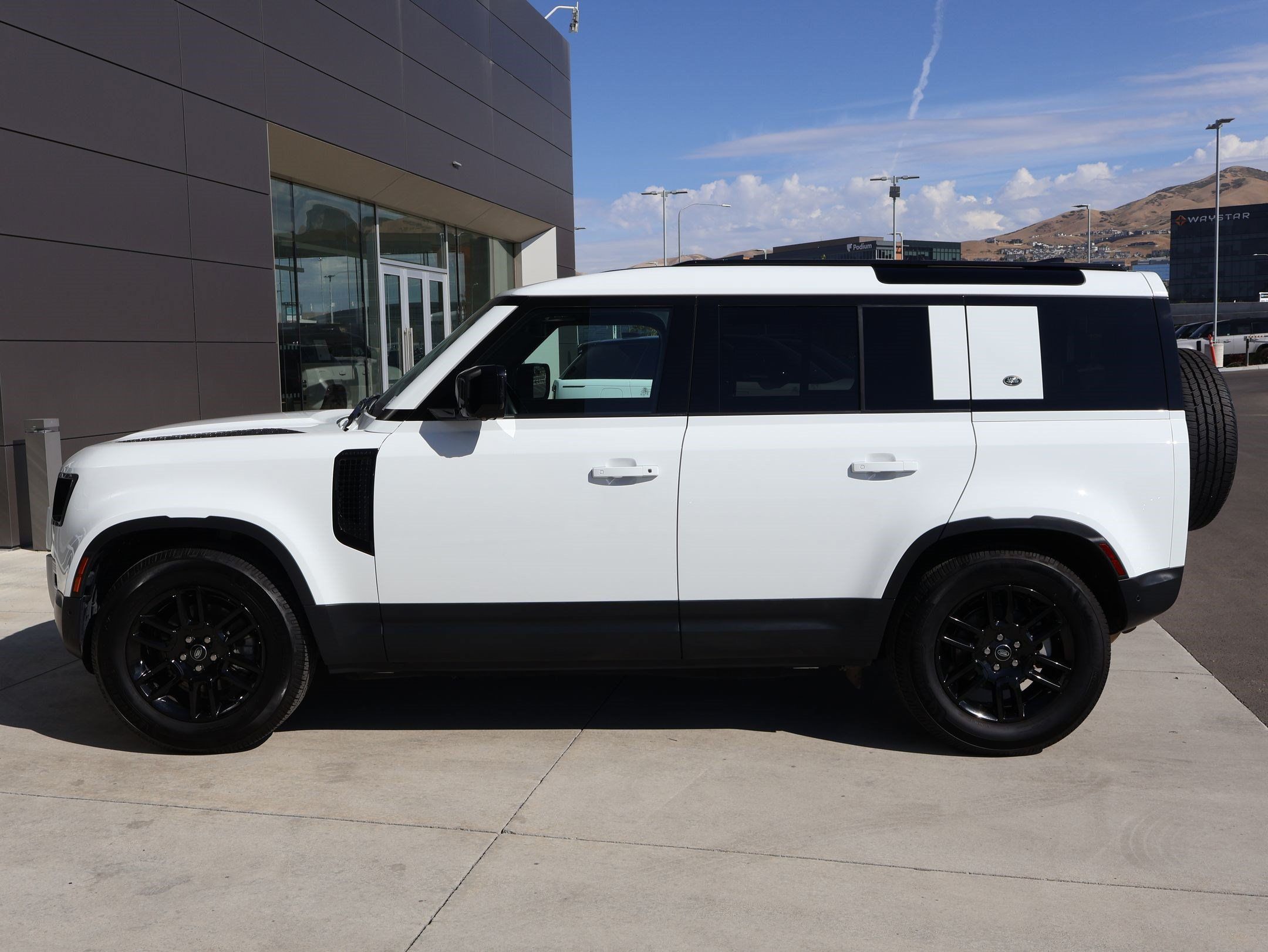 Used 2024 Land Rover Defender 110 S AWD/4WD image 11