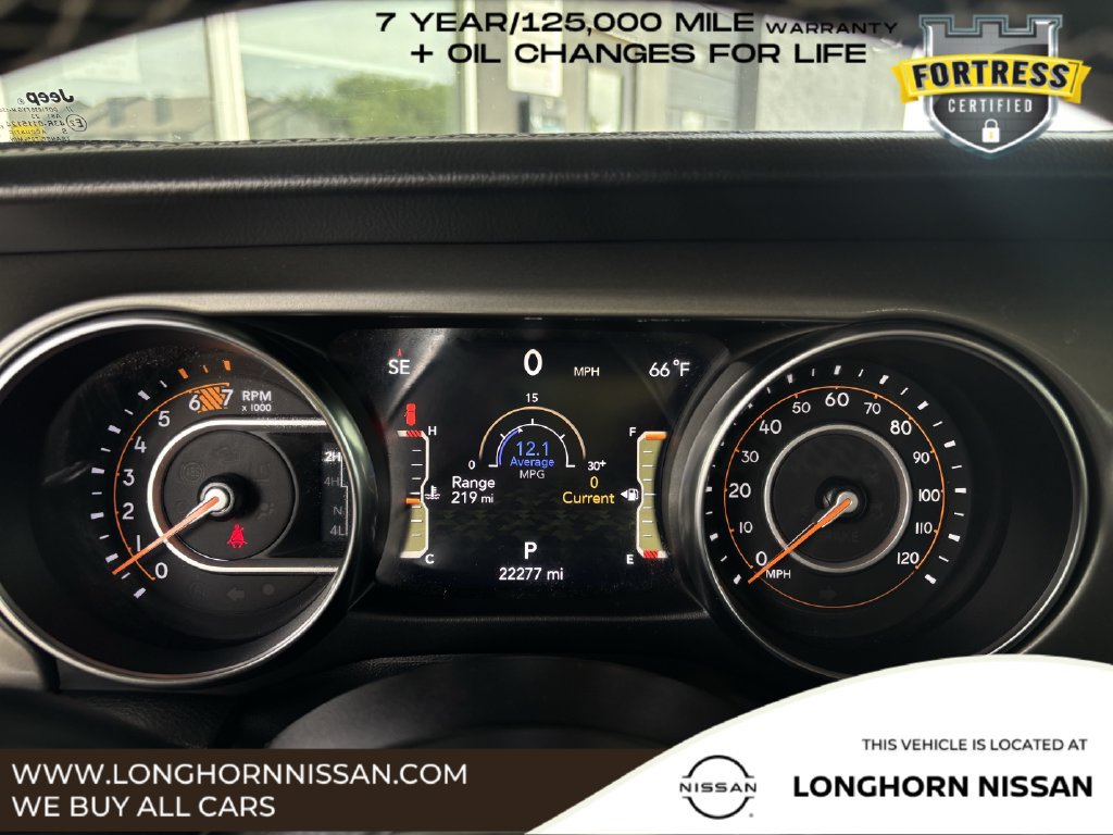 Used 2023 Jeep Wrangler Unlimited Sahara AWD/4WD image 13