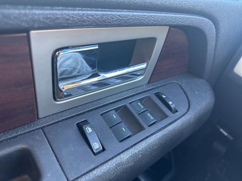 Used 2014 Ford F150 King Ranch w/ King Ranch Luxury Package image 19