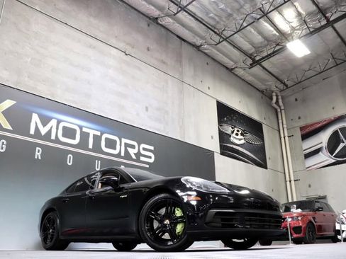 Used 2018 Porsche Panamera 4 image 74