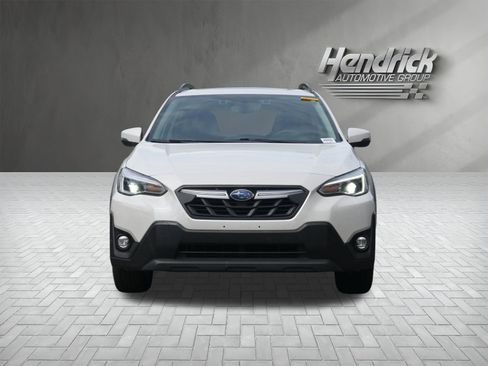 Used 2021 Subaru Crosstrek 2.5i Limited w/ Moonroof Package 2 AWD/4WD image 3