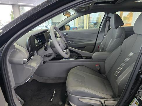 New 2026 Hyundai Elantra SEL Sport Premium w/ Cargo Package FWD image 17