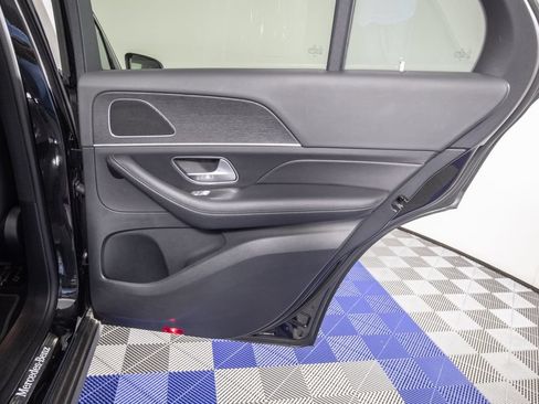 Used 2025 Mercedes-Benz GLE 350 4MATIC image 16