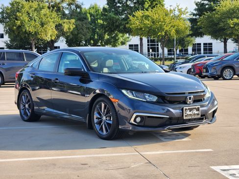 Used 2020 Honda Civic EX-L image 3