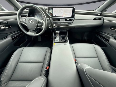 Used 2025 Lexus ES 350 w/ Premium Package FWD image 19