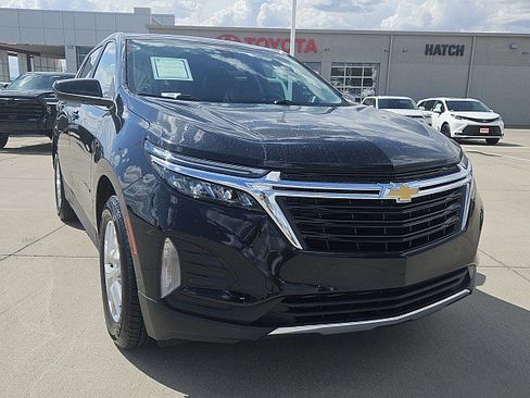Used 2024 Chevrolet Equinox LT FWD image 4