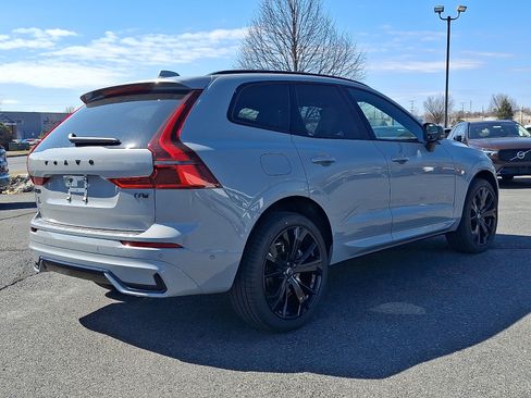 New 2026 Volvo XC60 T8 Ultra w/ Protection Package Premier AWD/4WD image 4