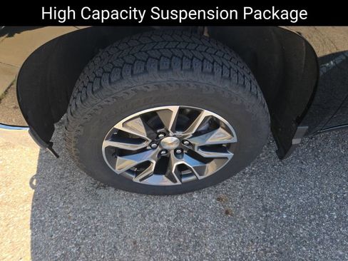 Certified 2024 Chevrolet Silverado 1500 LT AWD/4WD image 12