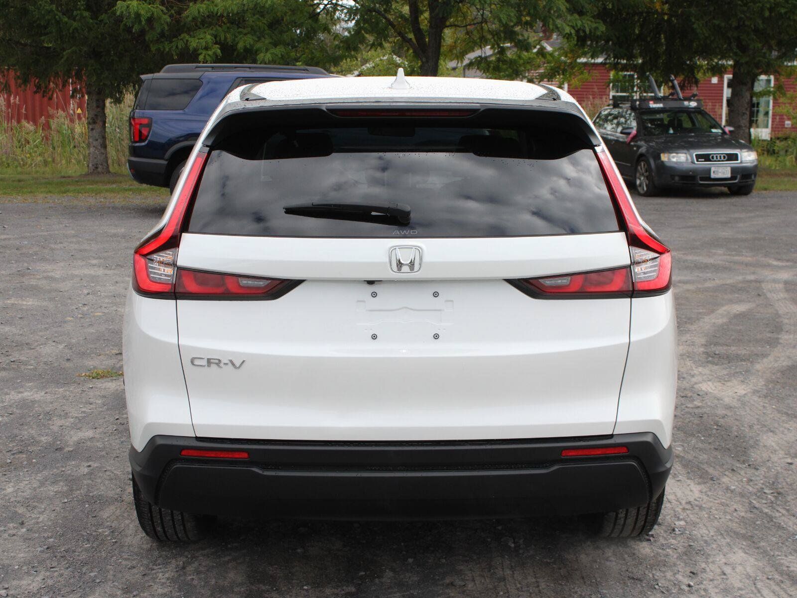 Used 2026 Honda CR-V LX image 6