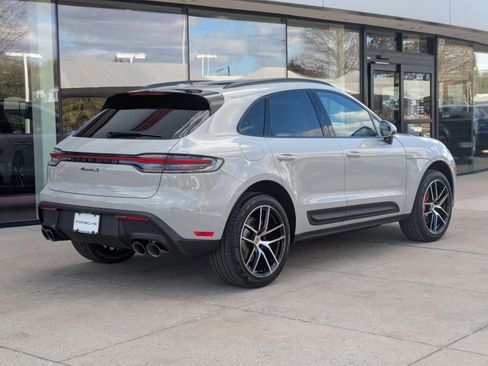 New 2026 Porsche Macan S image 9