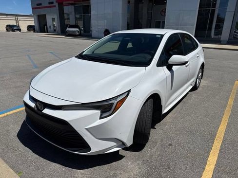 Used 2024 Toyota Corolla LE w/ LE Convenience Package AWD/4WD image 1