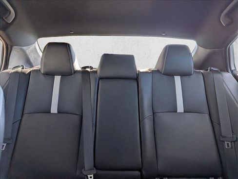 Used 2025 Toyota Camry SE w/ Convenience Package image 14