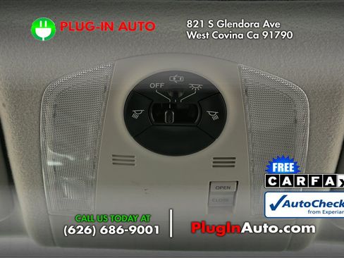 Used 2012 Toyota Prius Three w/ Solar Roof Pkg FWD image 16