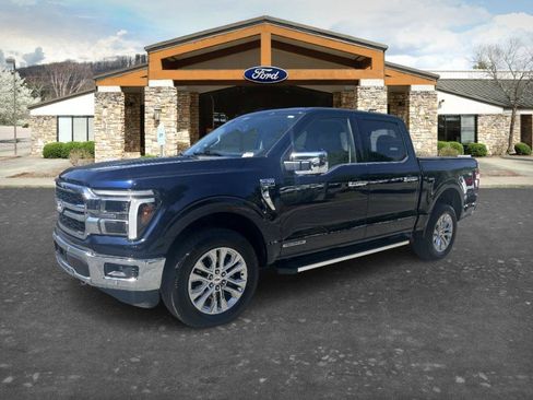 Used 2025 Ford F150 Lariat w/ Equipment Group 501A Mid AWD/4WD image 1