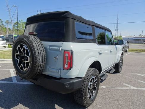 Used 2022 Ford Bronco Outer Banks image 4