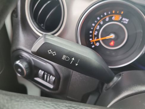 Certified 2020 Jeep Wrangler Sport image 27