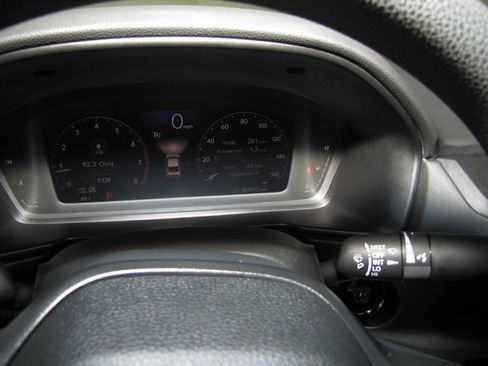 Certified 2023 Honda Accord EX image 4