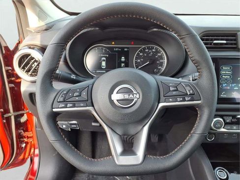 New 2025 Nissan Versa SR w/ Trunk Package image 11