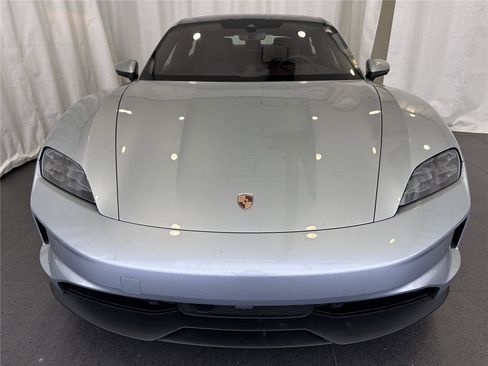 New 2025 Porsche Taycan image 6