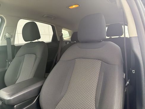 Certified 2023 Kia Sportage LX image 5