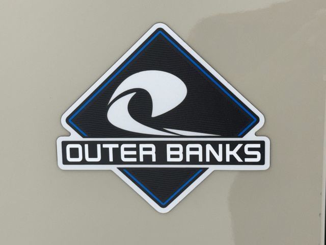 Used 2025 Ford Bronco Outer Banks AWD/4WD image 8