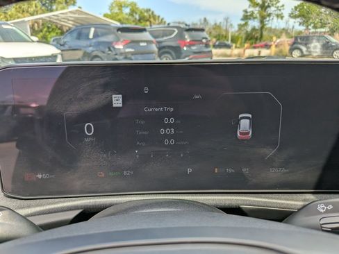 Certified 2025 Kia EV6 Light w/ Light LR Technology Package RWD image 32