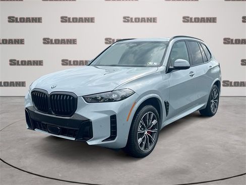 New 2026 BMW X5 xDrive40i w/ M Sport Package image 1