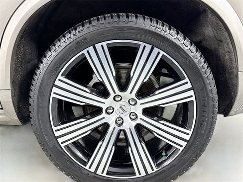 Used 2021 Volvo XC90 T6 Inscription w/ Advanced Package image 34