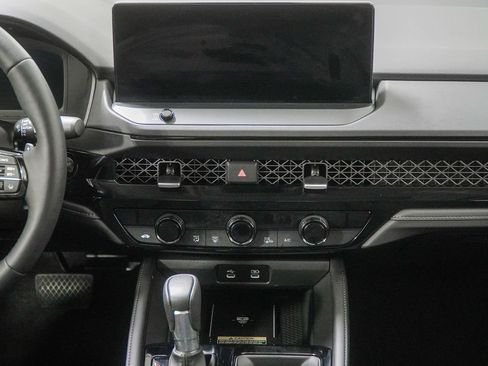 Used 2025 Honda Accord Touring image 25