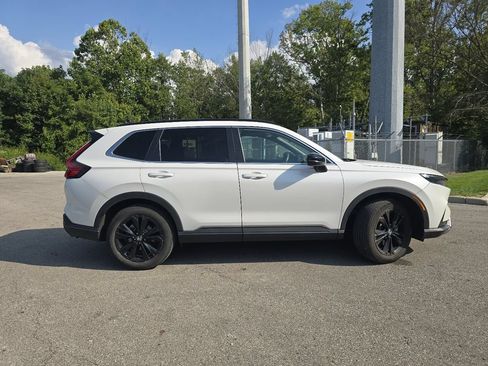 Used 2023 Honda CR-V Sport Touring image 15