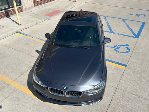 Used 2017 BMW 330e image 11