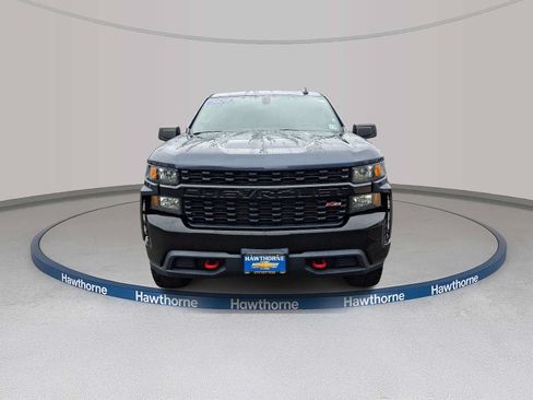 Used 2020 Chevrolet Silverado 1500 Custom Trail Boss w/ Custom Convenience Package AWD/4WD image 2