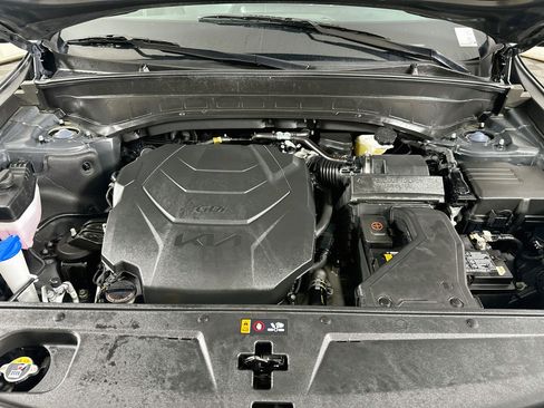 Used 2025 Kia Telluride S FWD image 36