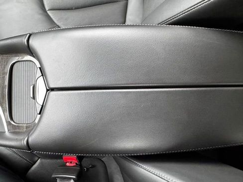 Used 2019 Buick Envision Essence image 17