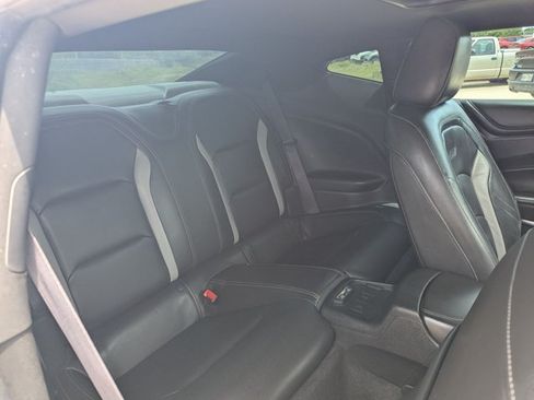 Used 2017 Chevrolet Camaro SS RWD image 15