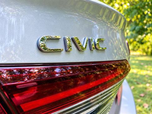 Used 2025 Honda Civic LX image 9