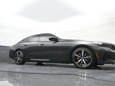 Used 2024 BMW i5 M60 w/ Executive Package AWD/4WD image 23